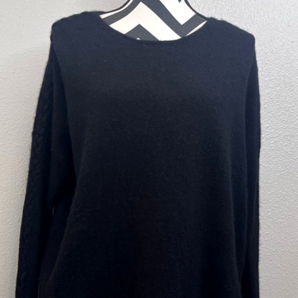 Neiman Marcus 100% Cashmere Asymmetric Oversized Sz S Braided Sleeve Sweater - Picture 5 of 13